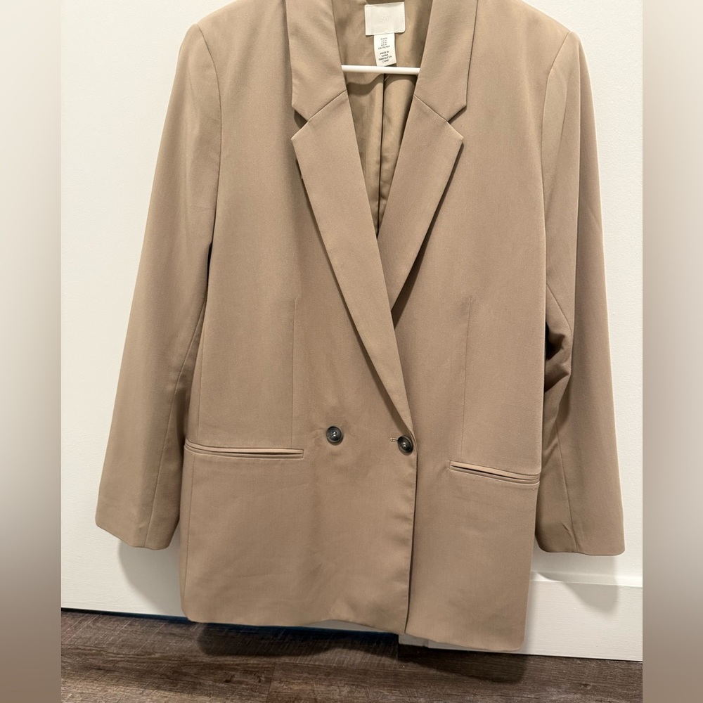 H&M Classic Beige Blazer